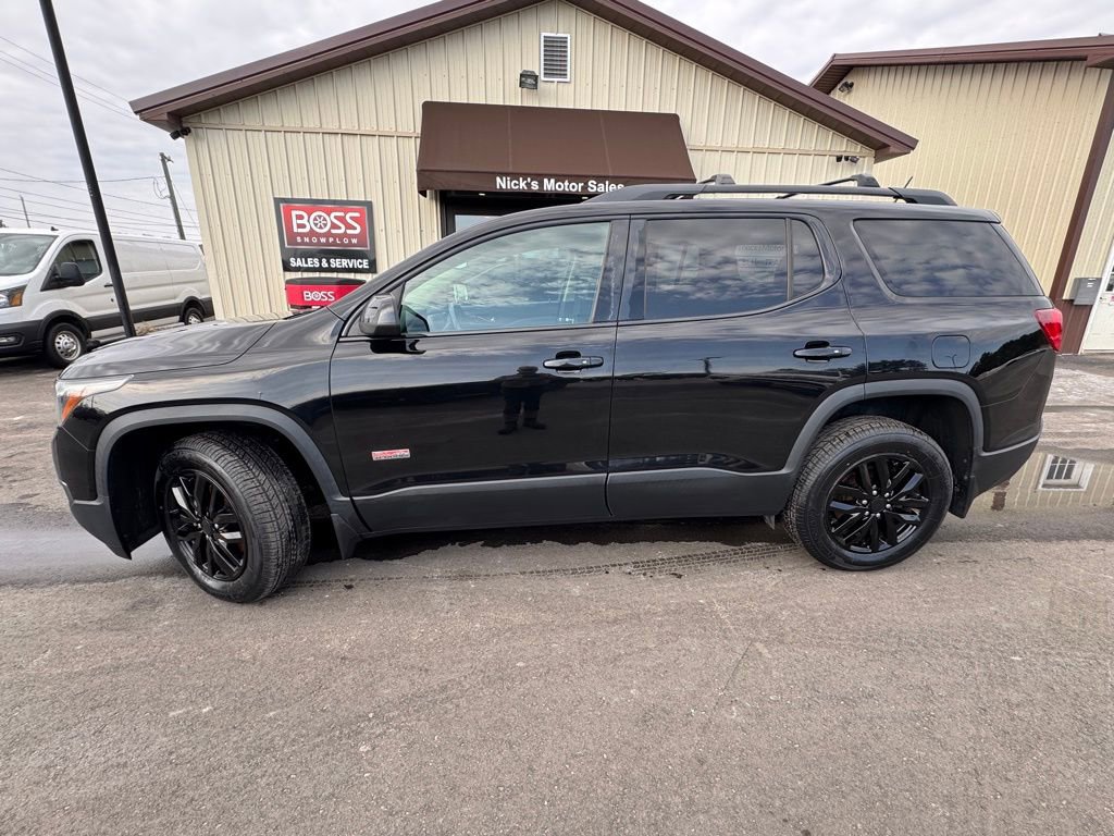 Used 2017 GMC Acadia SLE w/ Driver Alert Package I image 2