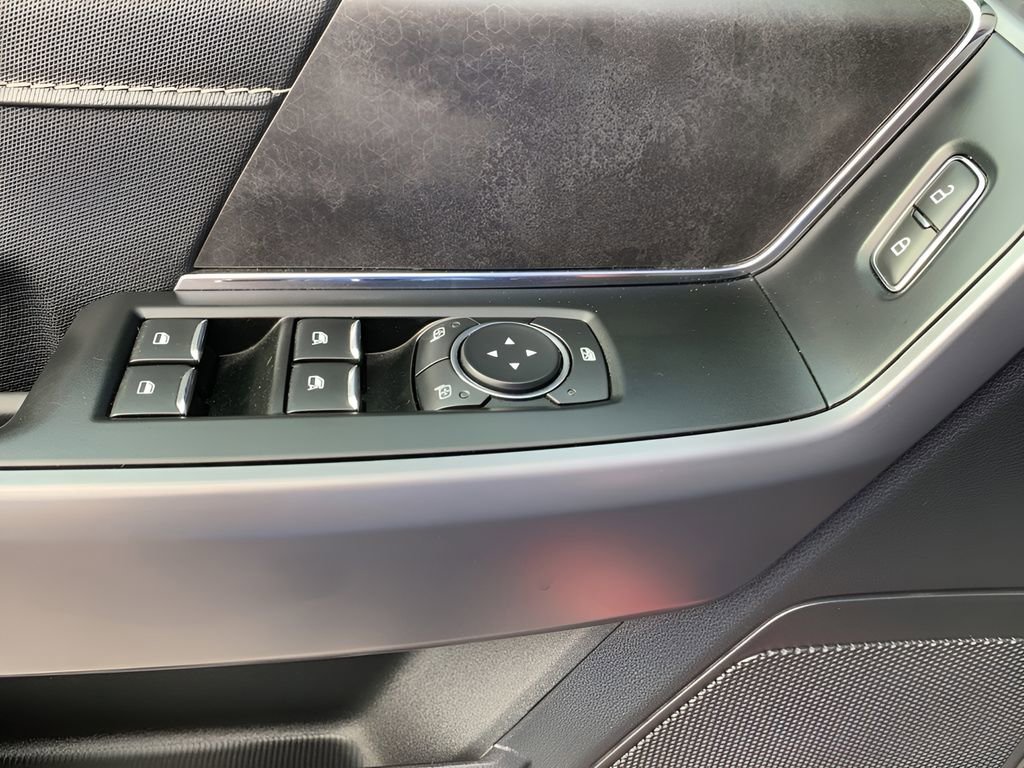 Used 2025 Ford F150 XLT w/ Equipment Group 301A Standard image 12