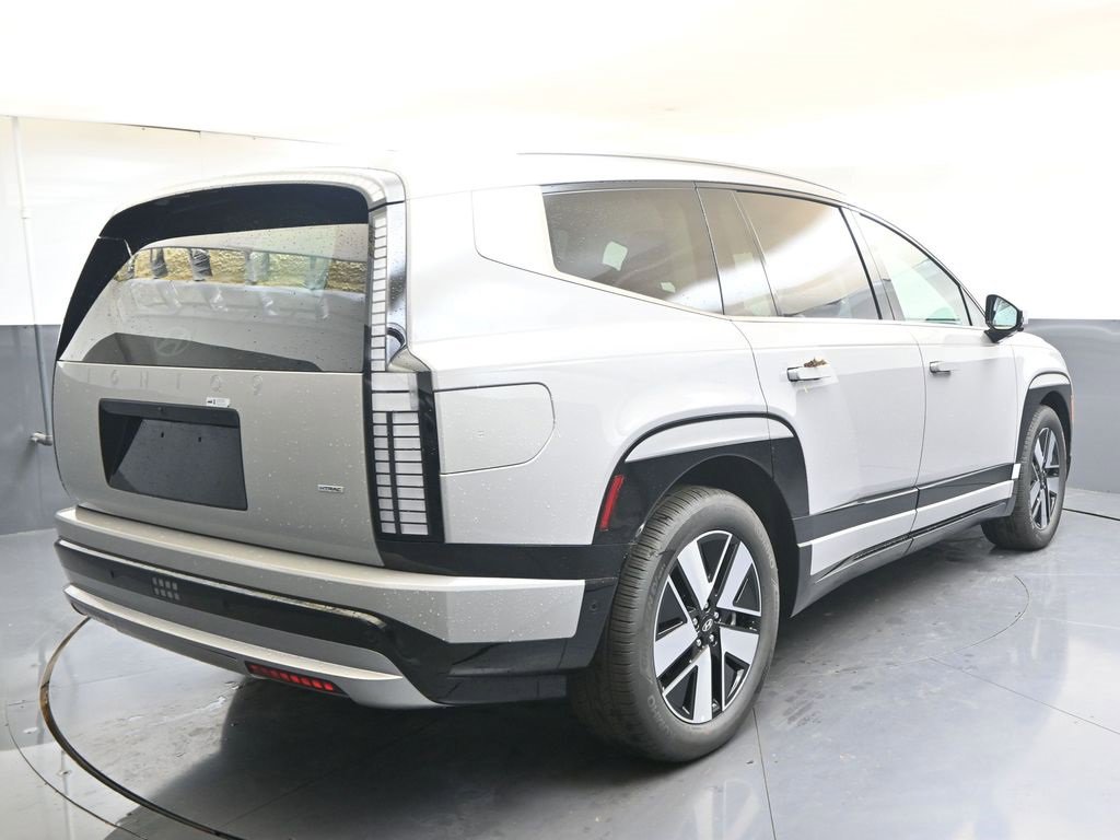 New 2026 Hyundai Ioniq 9 SEL image 5