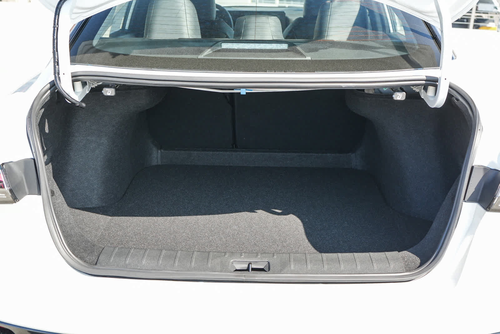 New 2027 Nissan Sentra SR w/ SR Premium Package FWD image 12