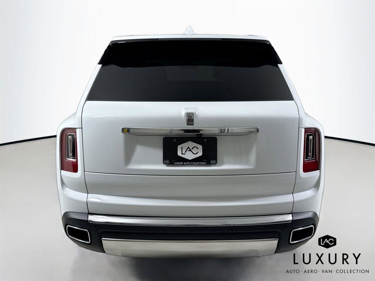 Used 2024 Rolls-Royce Cullinan image 8