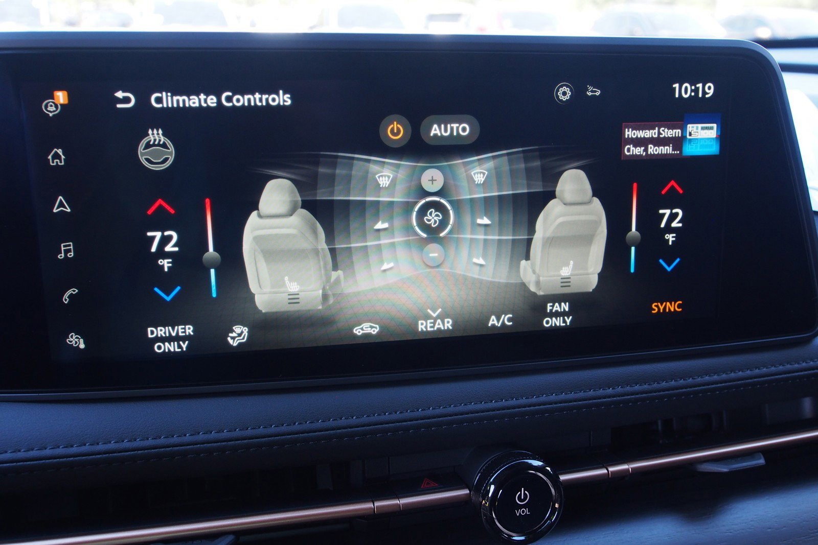 New 2025 Nissan Ariya EVOLVE+ image 28