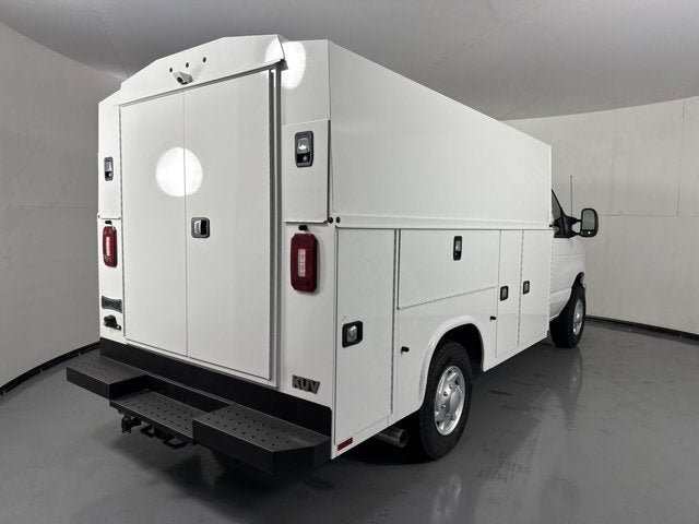 New 2026 Ford E-350 and Econoline 350 Super Duty w/ Power Equipment Group RWD image 33