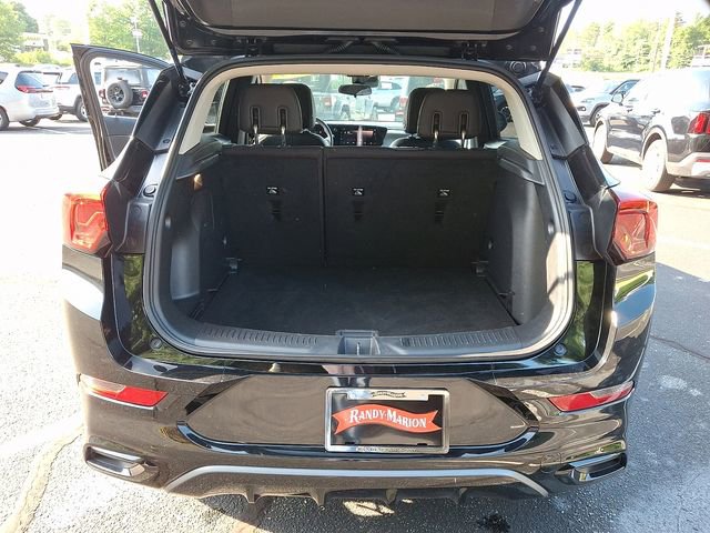 Used 2024 Buick Encore GX Sport Touring FWD image 29