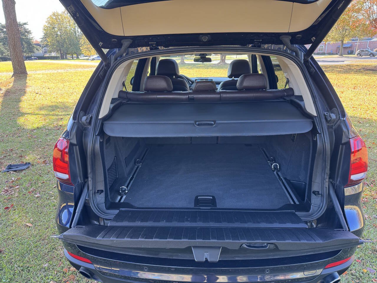 Used 2015 BMW X5 xDrive35i AWD/4WD image 28