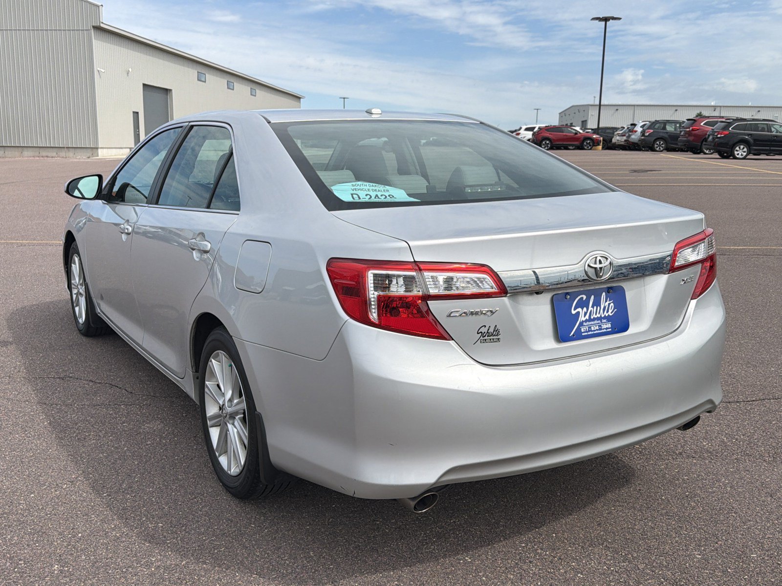 Used 2013 Toyota Camry XLE FWD image 10