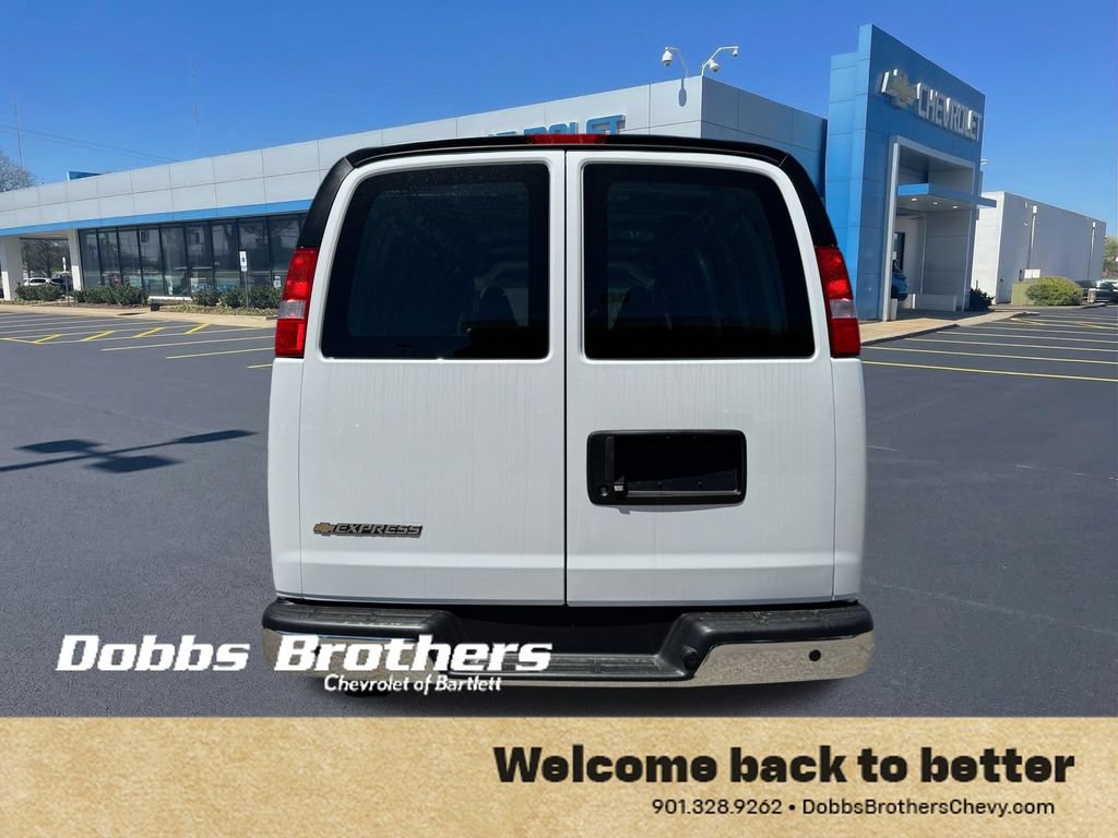 New 2026 Chevrolet Express 3500 Extended w/ Chrome Appearance Package RWD image 7