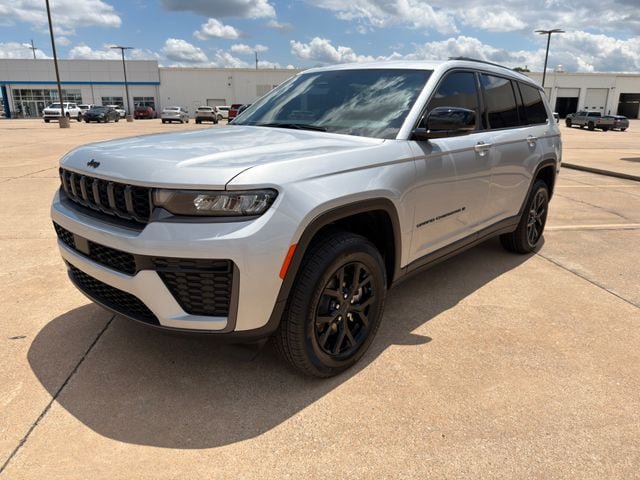 New 2026 Jeep Grand Cherokee L 4WD image 7