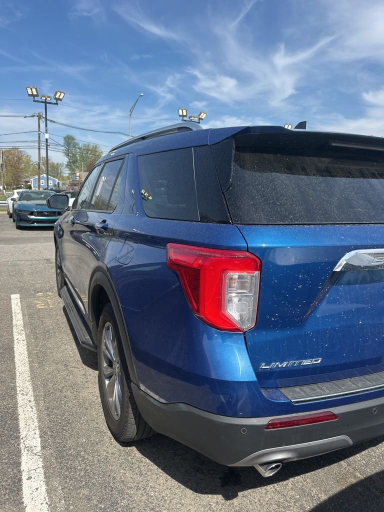 Used 2023 Ford Explorer Limited w/ Equipment Group 301A image 13
