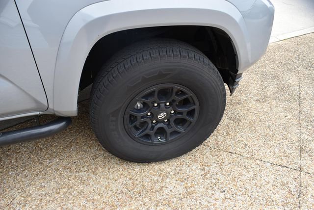 Used 2021 Toyota Tacoma SR5 image 13
