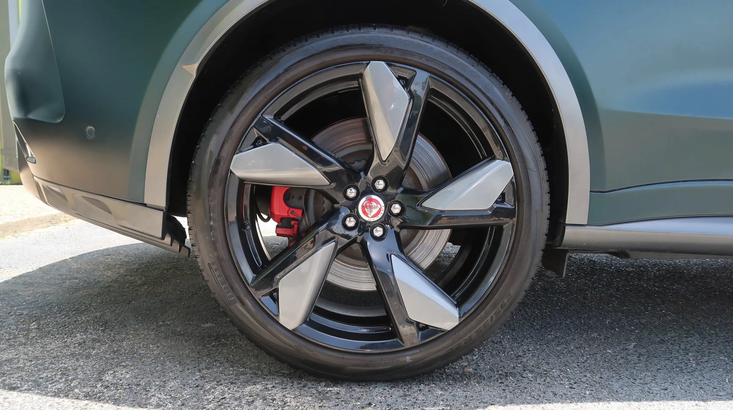 Used 2022 Jaguar F-PACE SVR AWD/4WD image 53