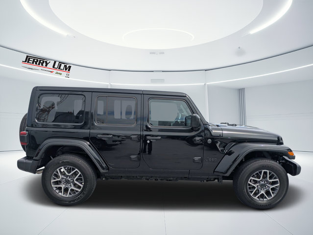 Certified 2026 Jeep Wrangler Unlimited Sahara AWD/4WD image 2