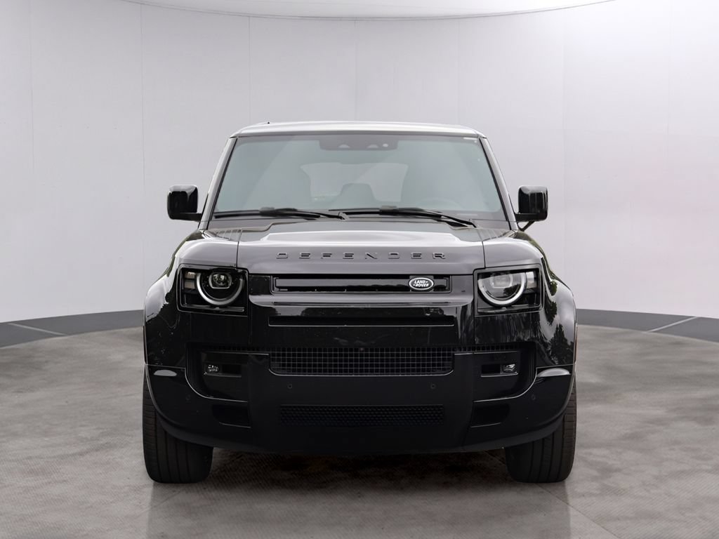 New 2026 Land Rover Defender 110 X-Dynamic SE AWD/4WD image 2