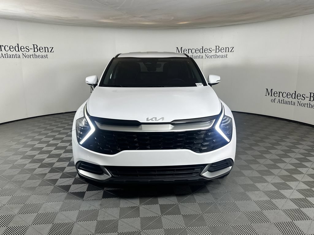 Used 2025 Kia Sportage EX FWD image 2