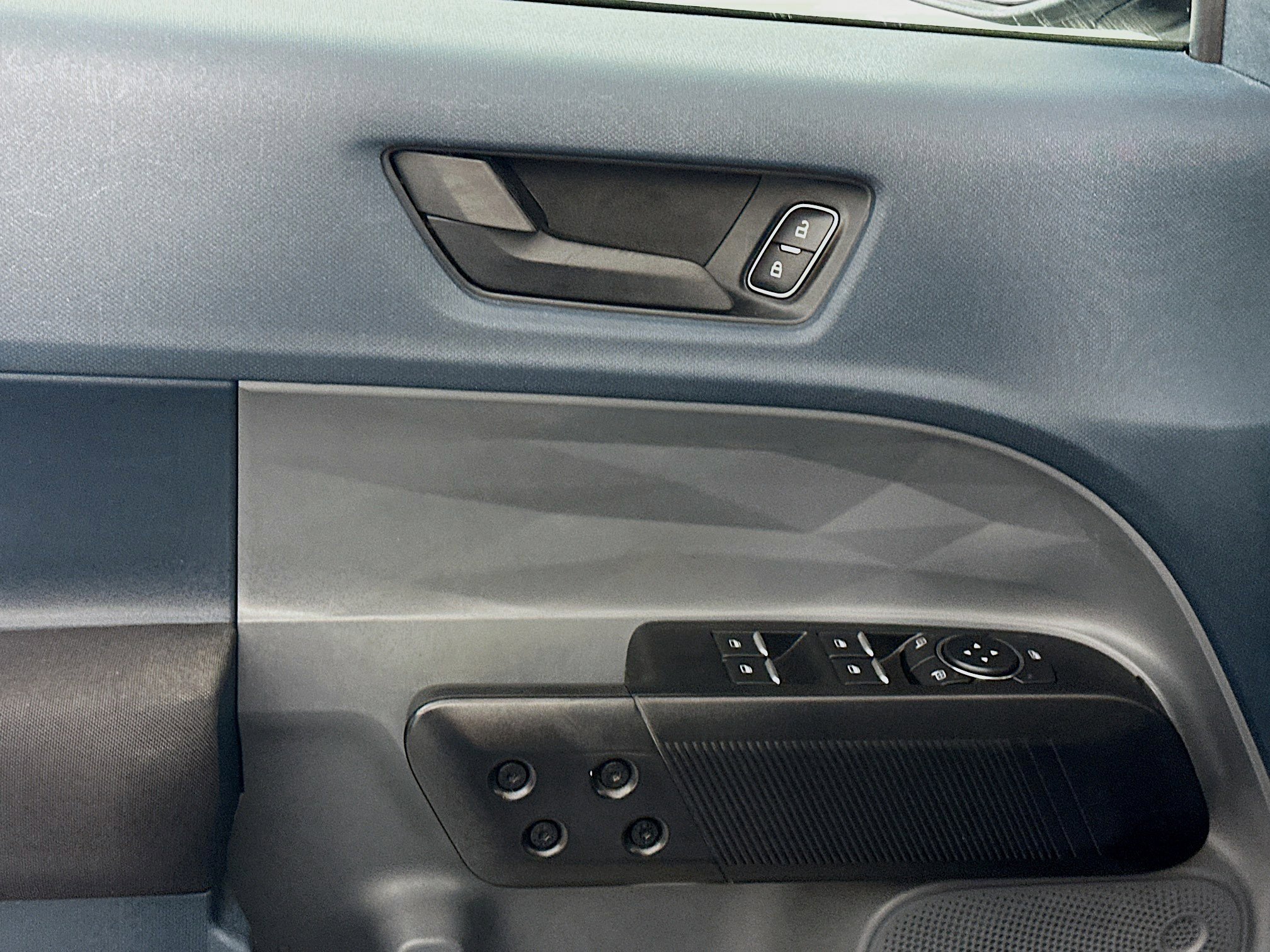 Used 2022 Ford Maverick XL FWD image 15