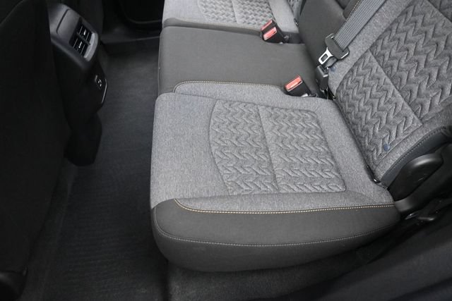 Used 2024 Chevrolet Equinox LT FWD image 23