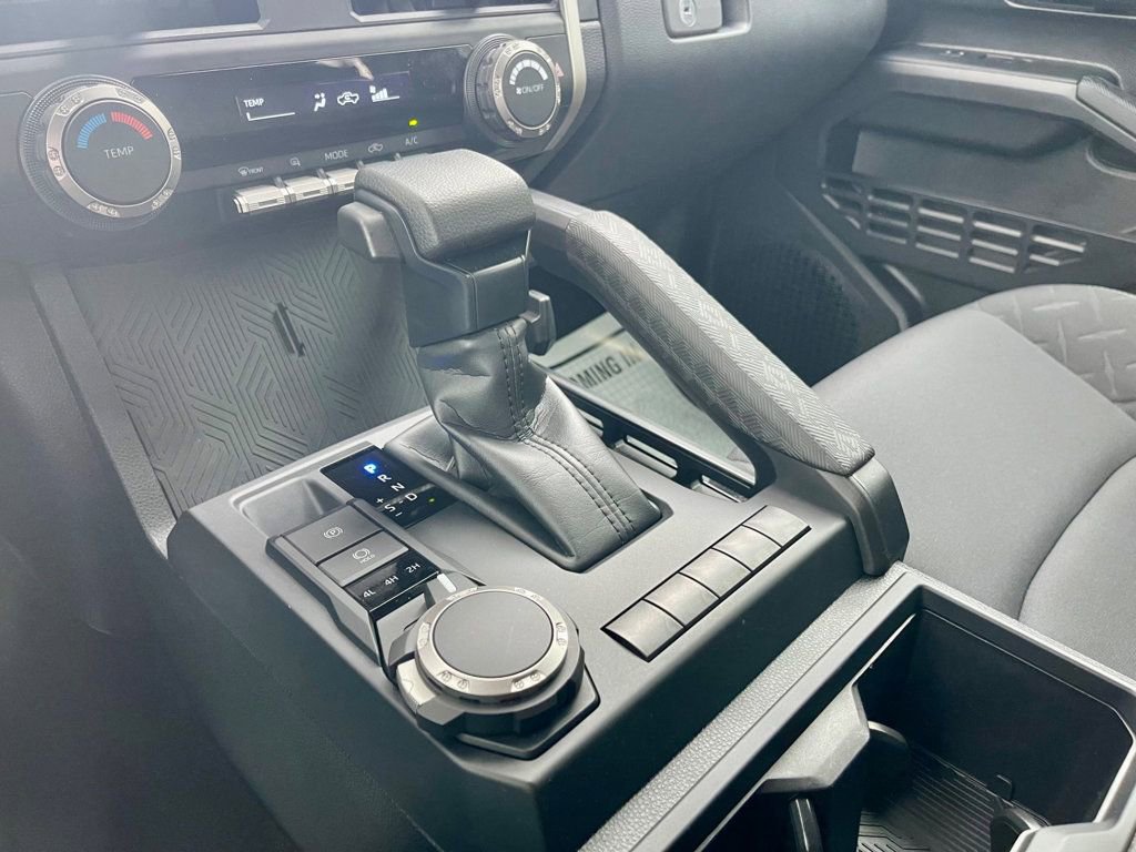 Used 2025 Toyota Tacoma SR image 15
