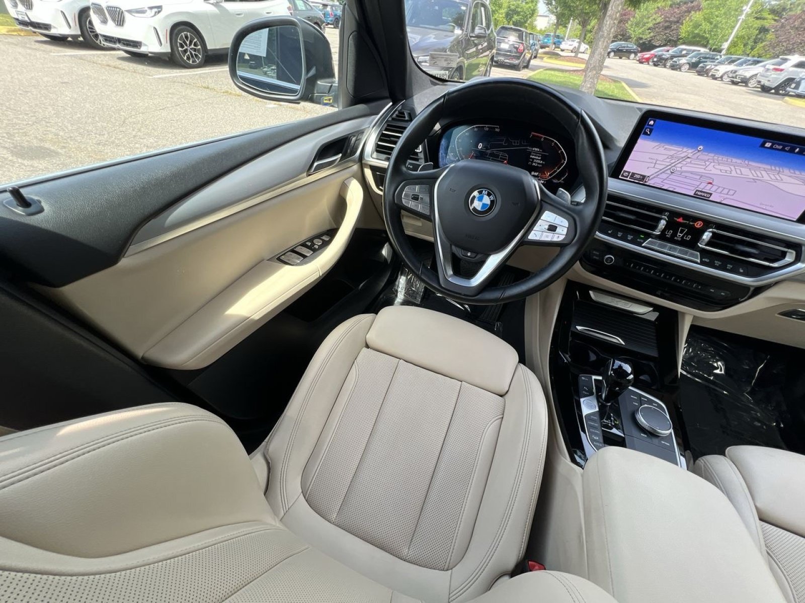 Used 2022 BMW X3 xDrive30i w/ Convenience Package AWD/4WD image 4