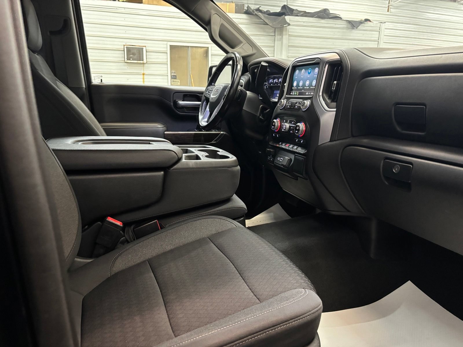 Used 2021 GMC Sierra 1500 Elevation w/ X31 Off-Road Package AWD/4WD image 25