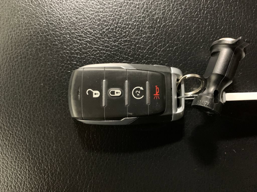 Used 2019 RAM 1500 Big Horn AWD/4WD image 30