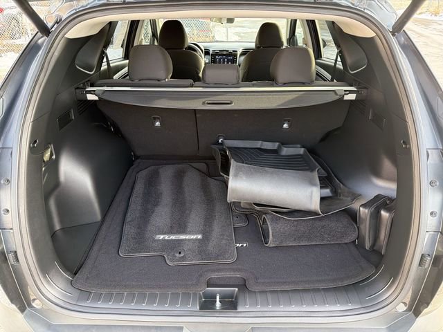 Used 2023 Hyundai Tucson SEL w/ Cargo Package image 21