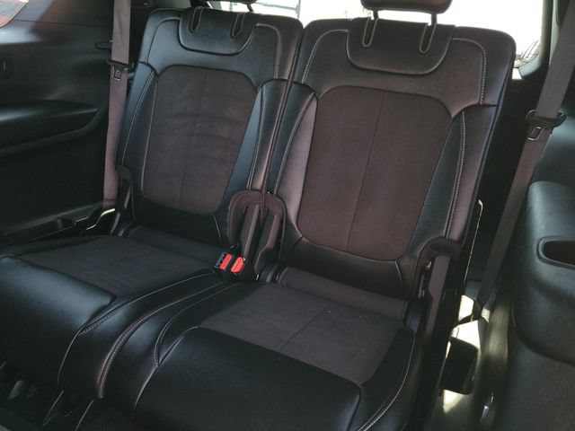 Used 2023 Jeep Grand Cherokee L Laredo AWD/4WD image 9
