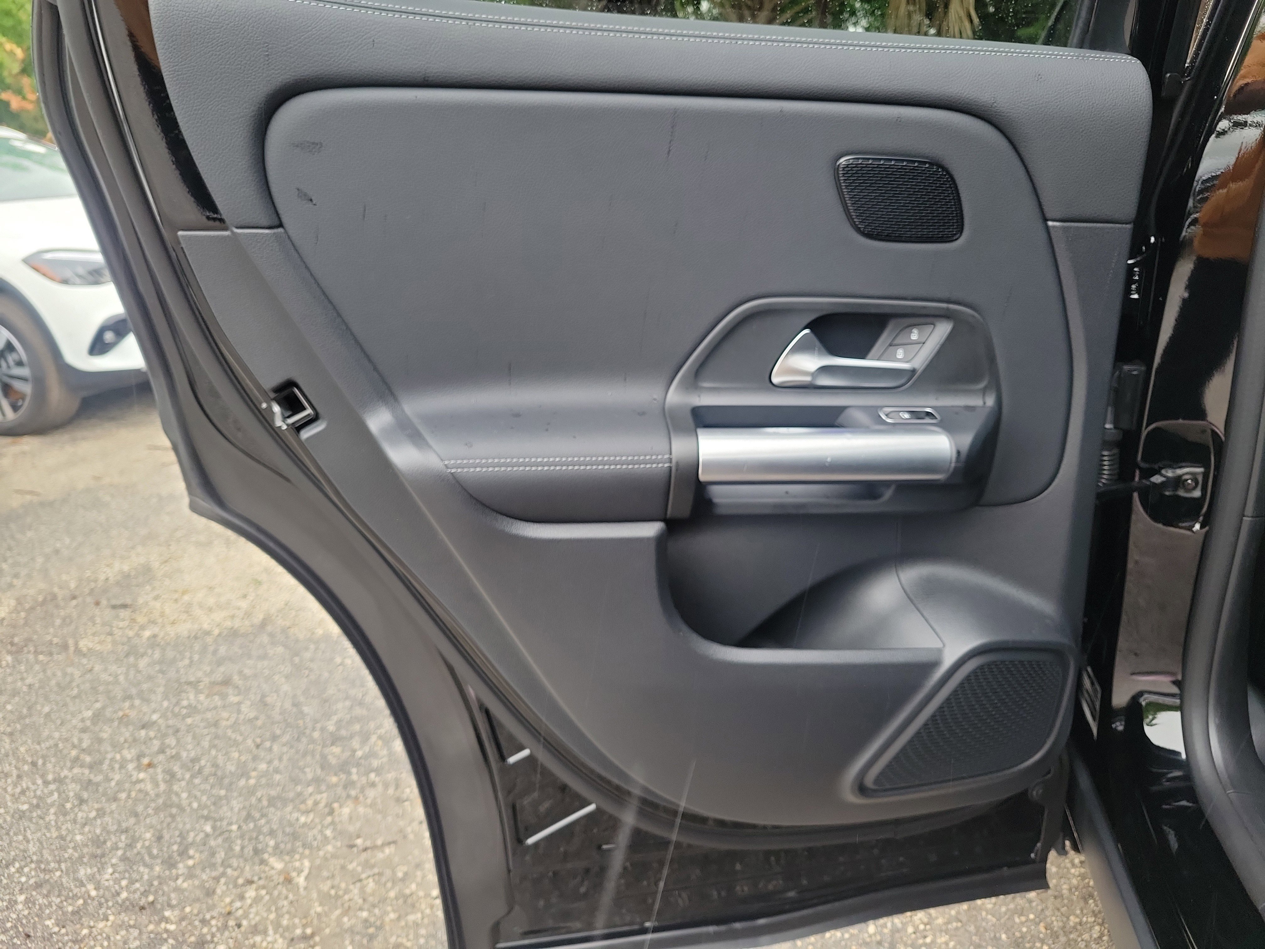 Certified 2025 Mercedes-Benz GLA 250 image 9