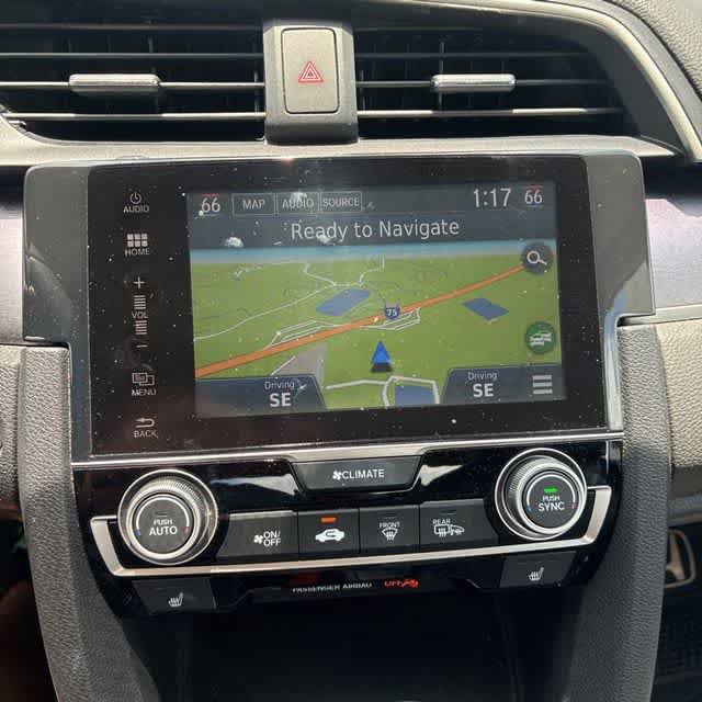 Used 2017 Honda Civic Touring image 12