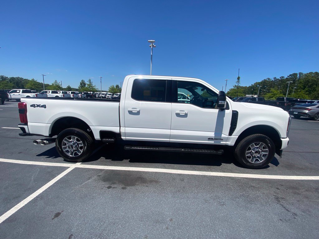 Used 2024 Ford F250 Lariat w/ Black Appearance Package AWD/4WD image 8