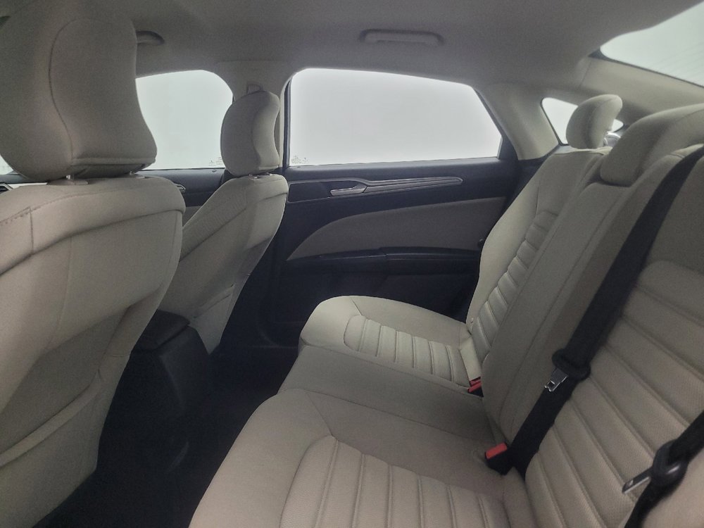 Used 2018 Ford Fusion S FWD image 18