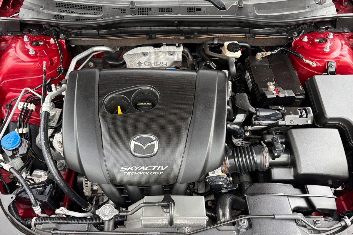 Used 2016 MAZDA MAZDA3 i Sport FWD image 22