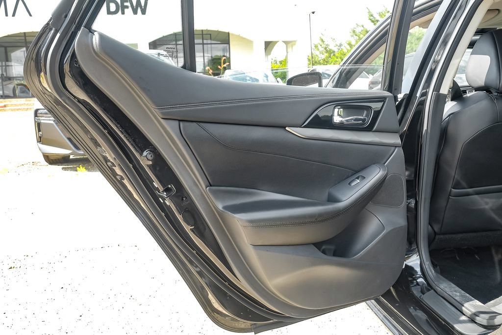 Used 2021 Nissan Maxima 3.5 SV w/ Floor Mat Group FWD image 42