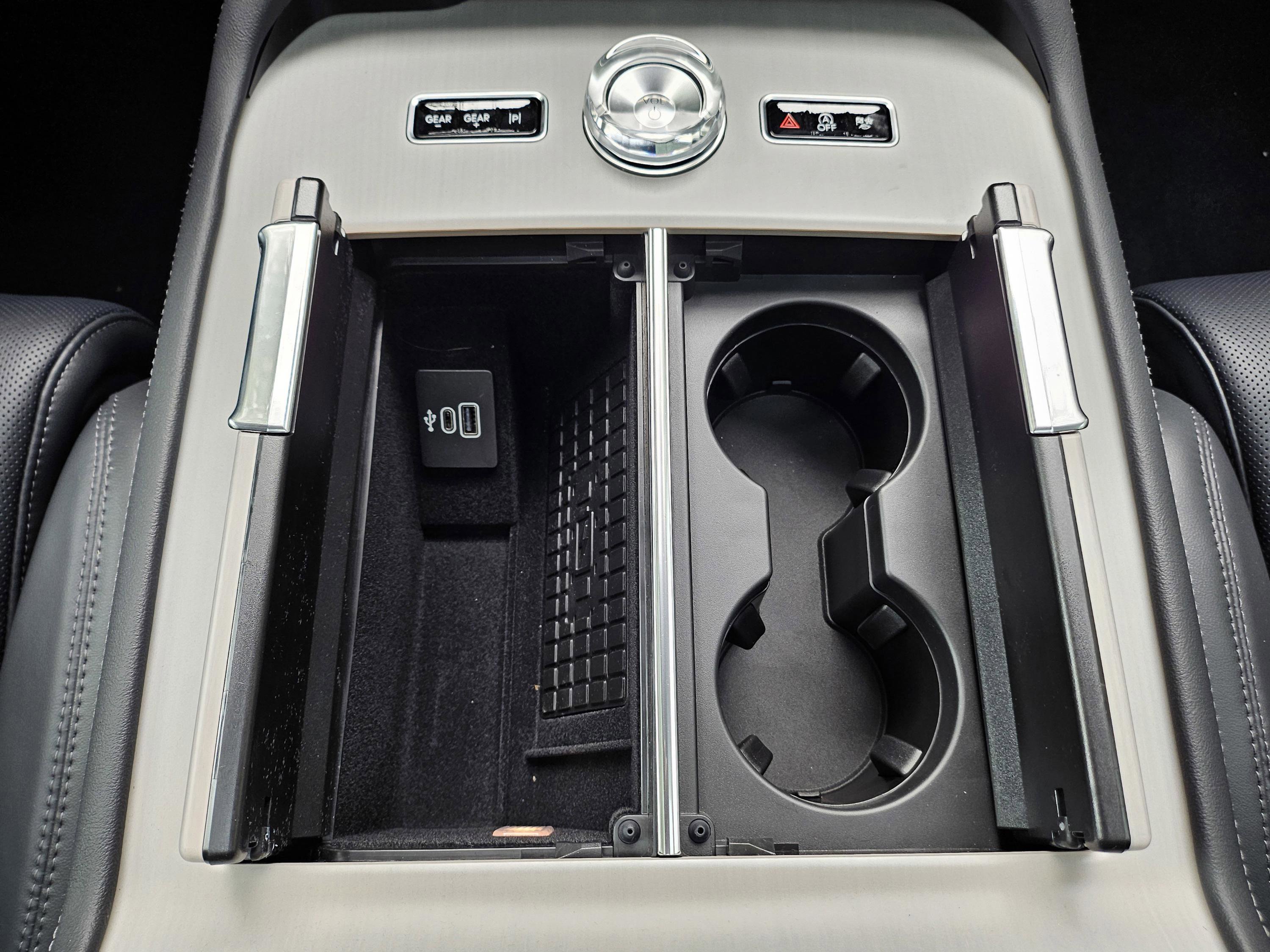 New 2025 Lincoln Navigator L Reserve w/ Jet Appearance Package image 20