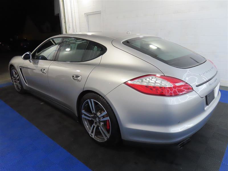 Used 2013 Porsche Panamera GTS image 10