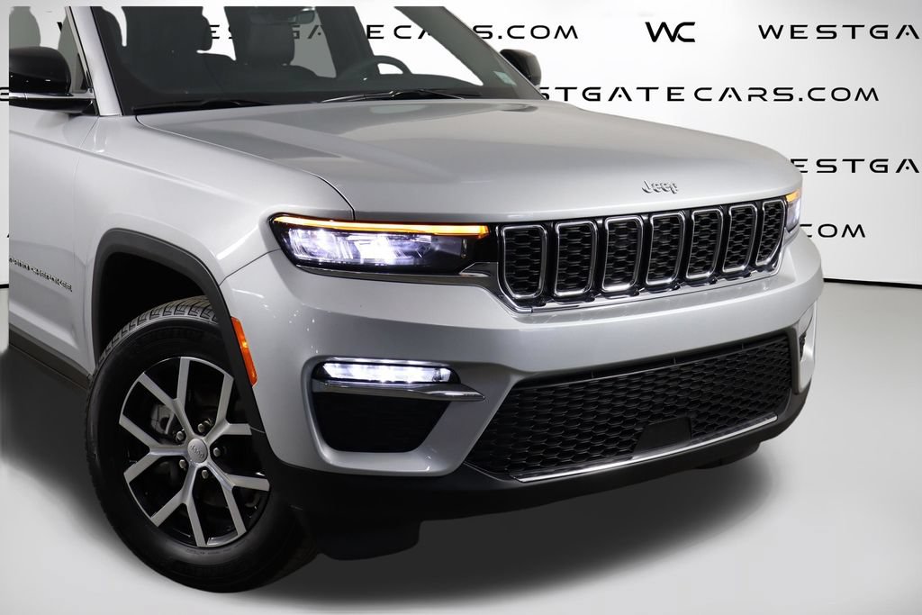Used 2025 Jeep Grand Cherokee Limited w/ Trailer Tow Package AWD/4WD image 58