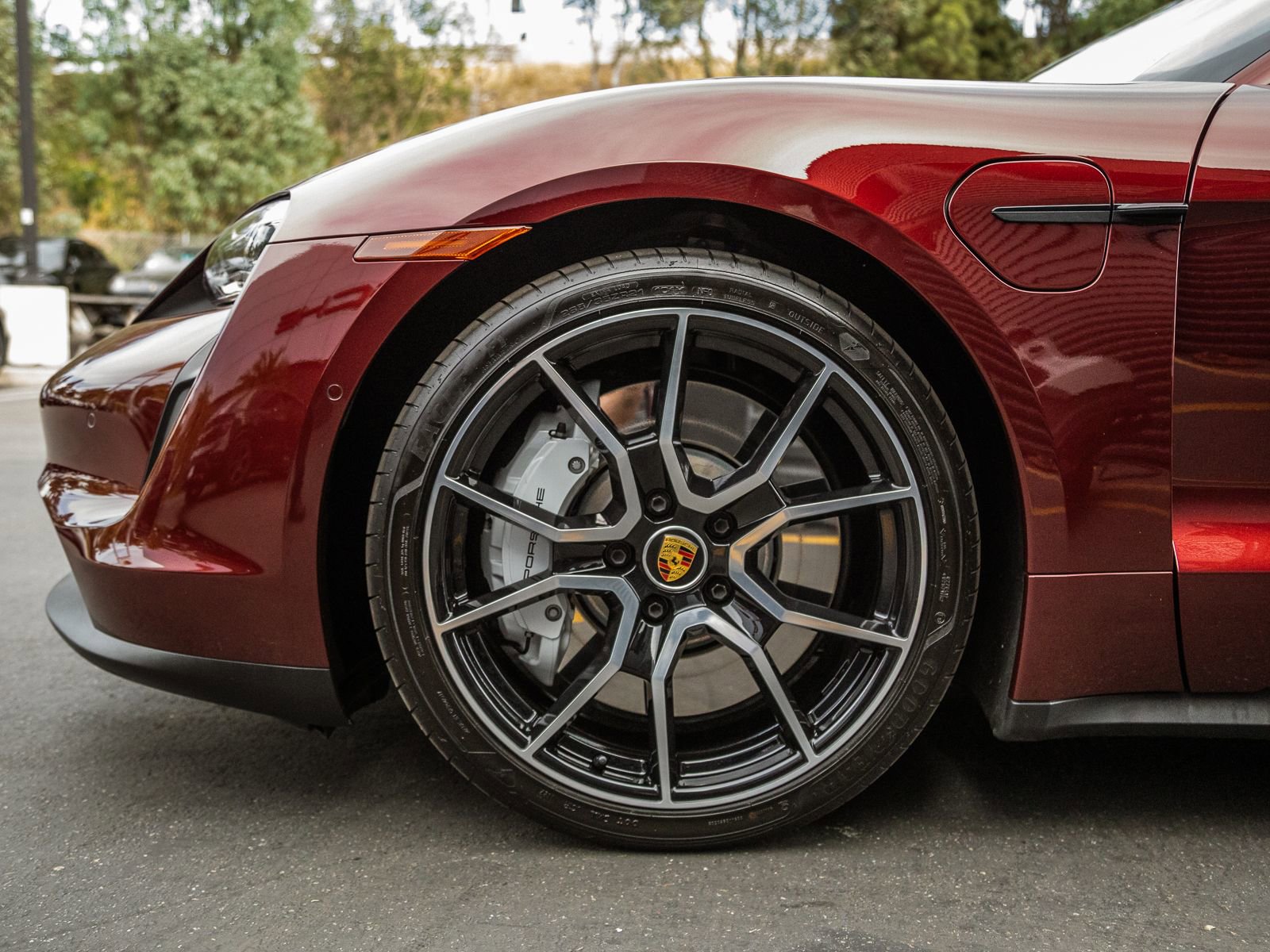 Certified 2023 Porsche Taycan image 11