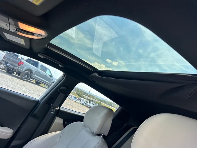 Used 2019 Hyundai Veloster Turbo Ultimate image 28