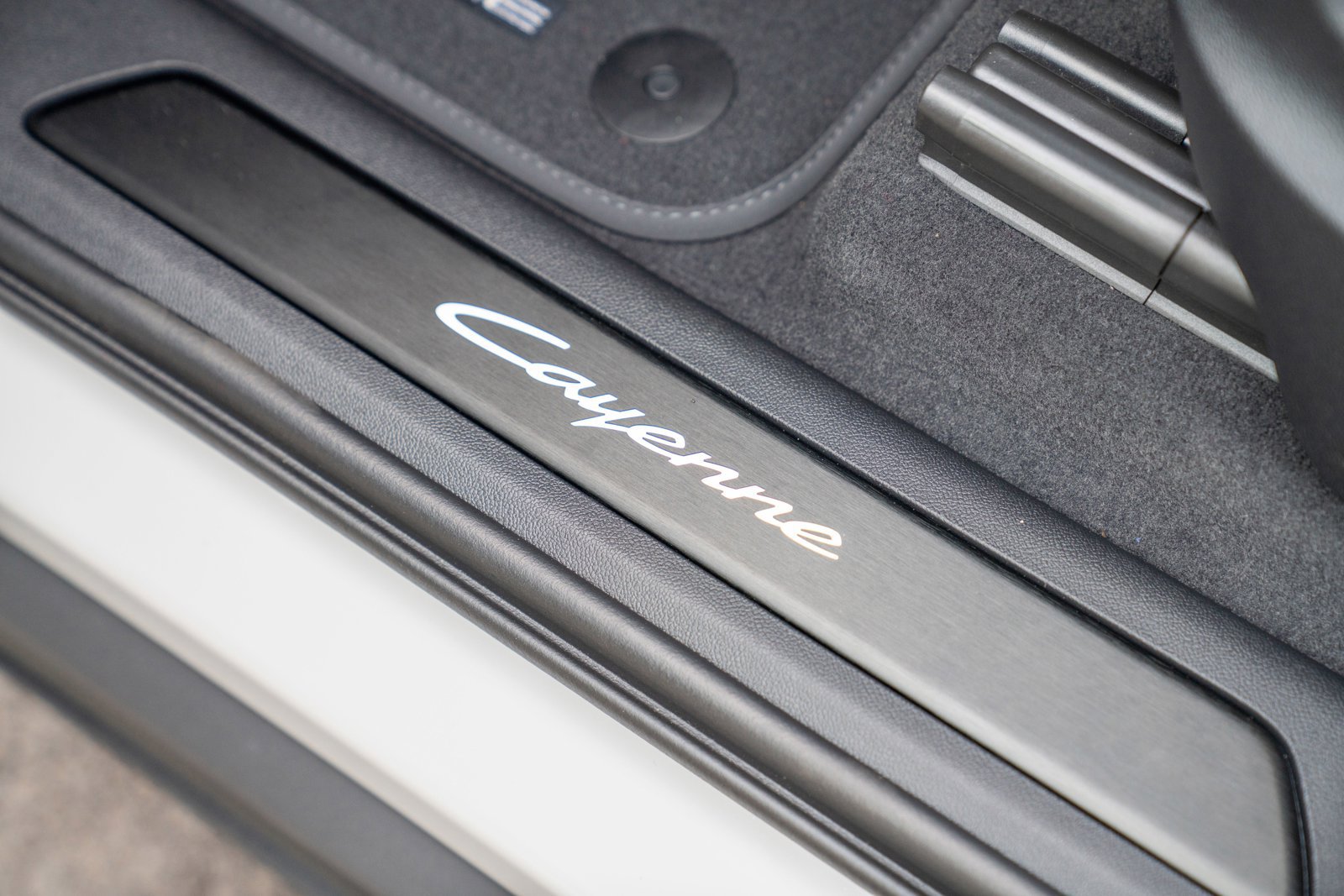 New 2026 Porsche Cayenne E-Hybrid AWD/4WD image 12