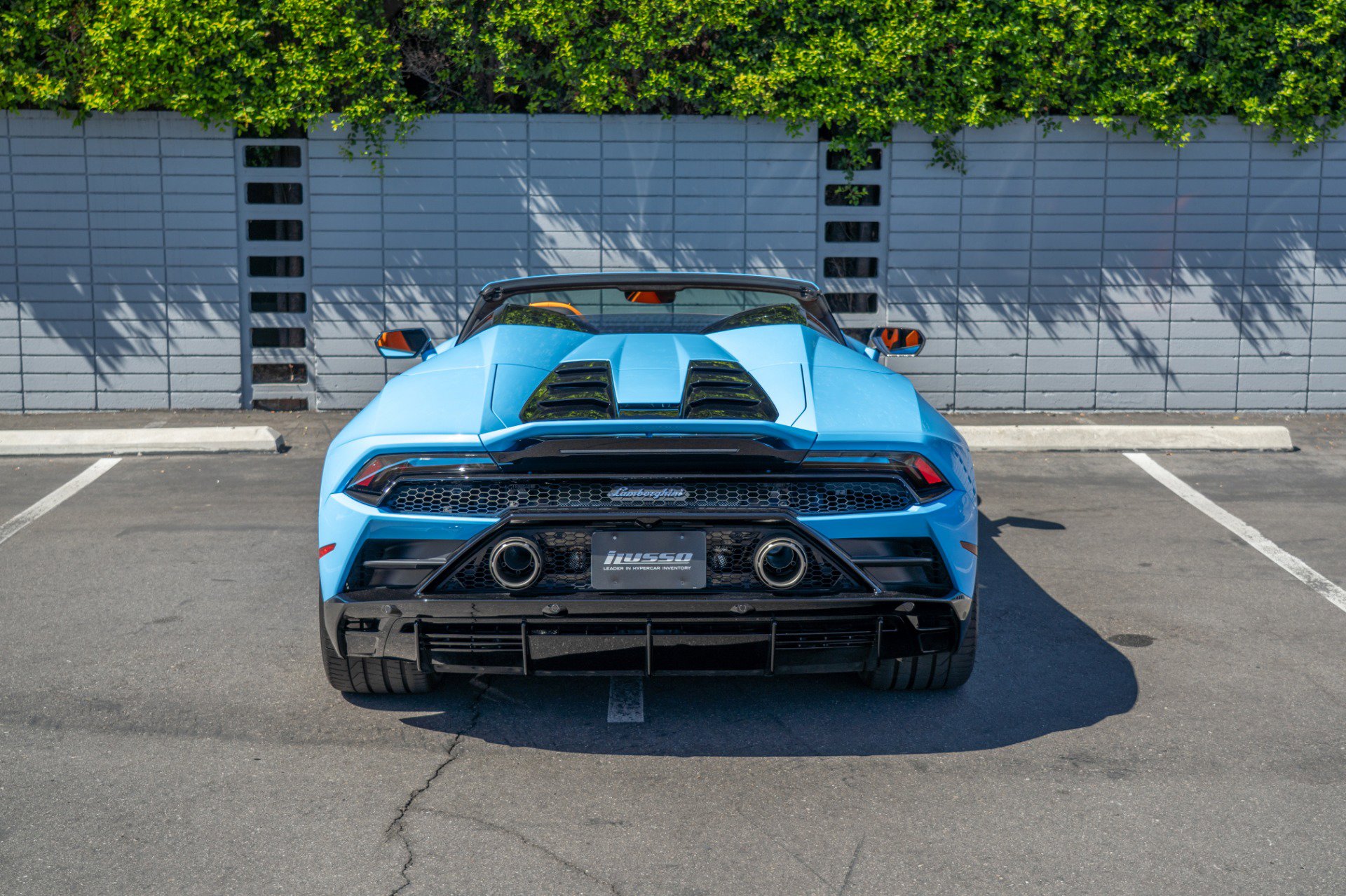 Used 2024 Lamborghini Huracan EVO image 4