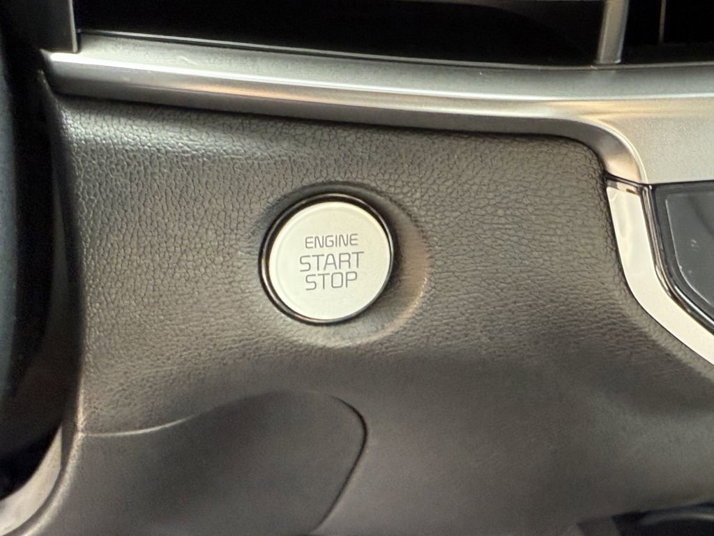 New 2026 Kia Sorento S w/ S Panoramic Sunroof Package image 32