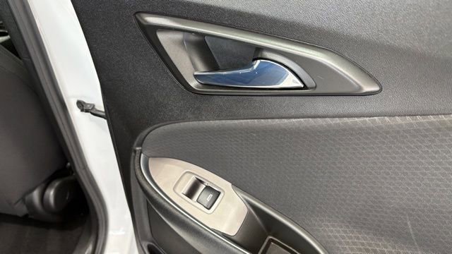 Used 2021 Chevrolet Malibu LT image 27