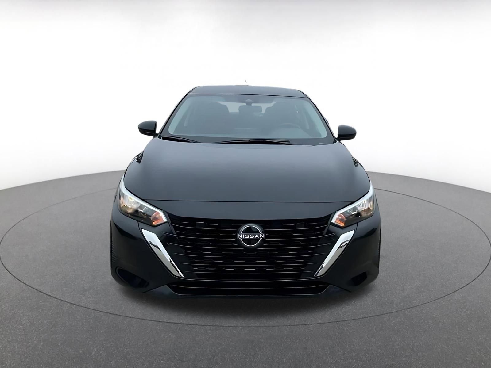 Used 2025 Nissan Sentra SV image 4