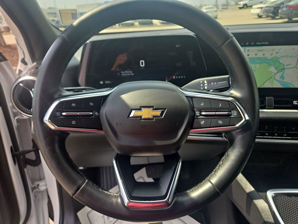 Used 2025 Chevrolet Equinox LT image 19