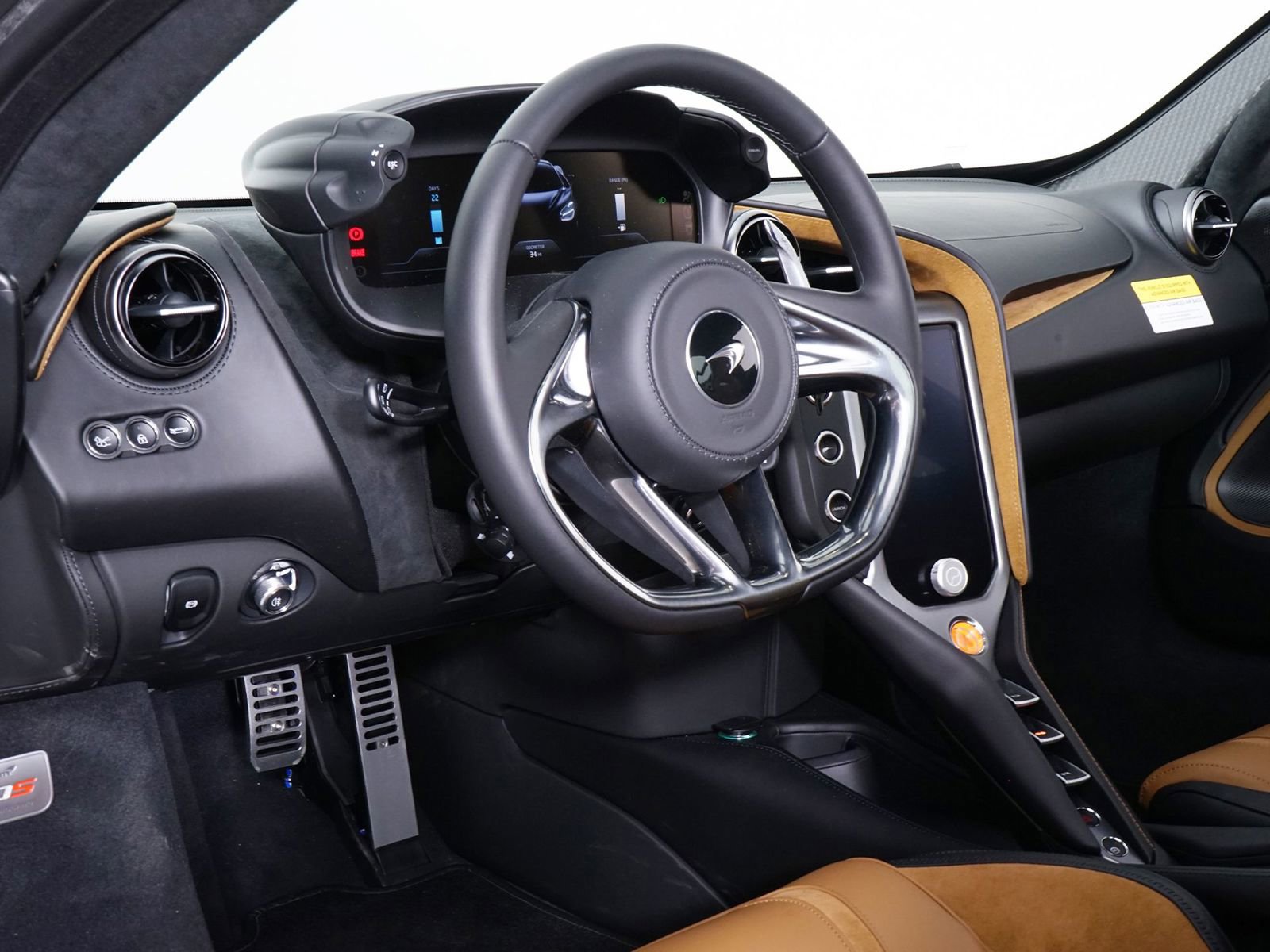 New 2026 McLaren 750S RWD image 5