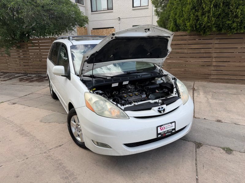 Used 2006 Toyota Sienna XLE w/ XLE Pkg 3 FWD image 15