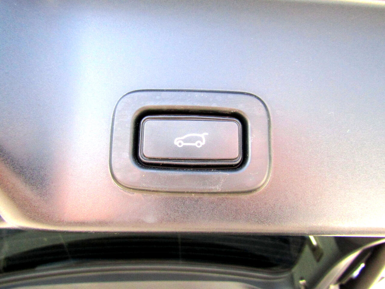 Used 2020 Land Rover Range Rover Evoque S image 23