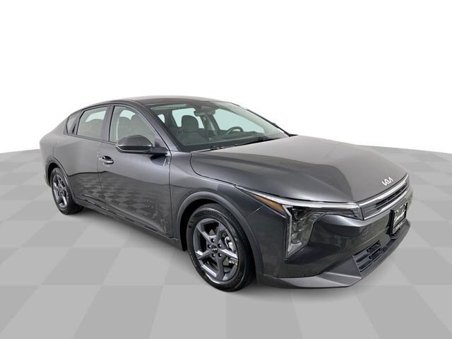 Used 2026 Kia K4 FWD image 2