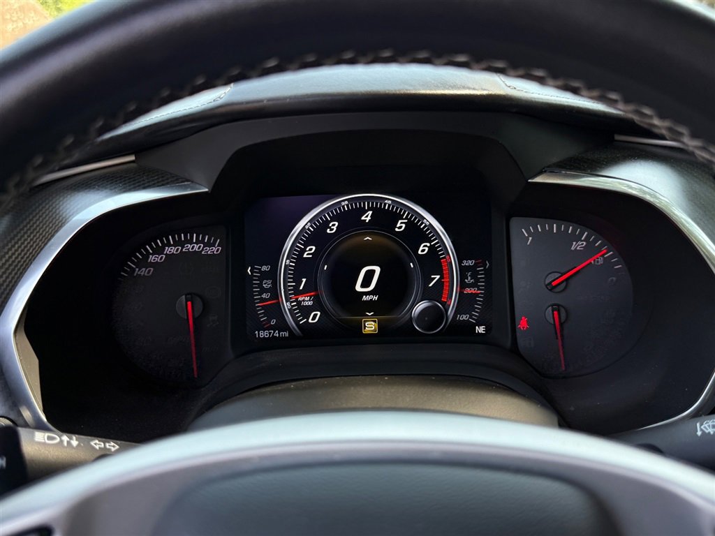 Used 2016 Chevrolet Corvette Z06 w/ 3LZ Preferred Equipment Group image 41