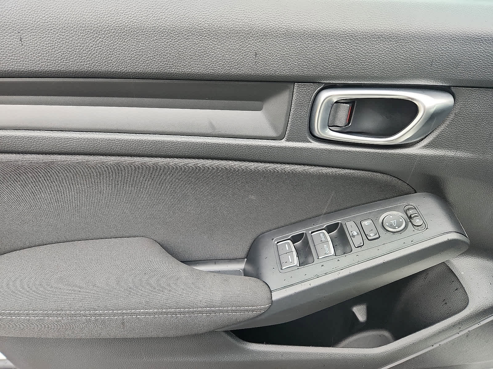 Used 2025 Honda Civic Sport image 13