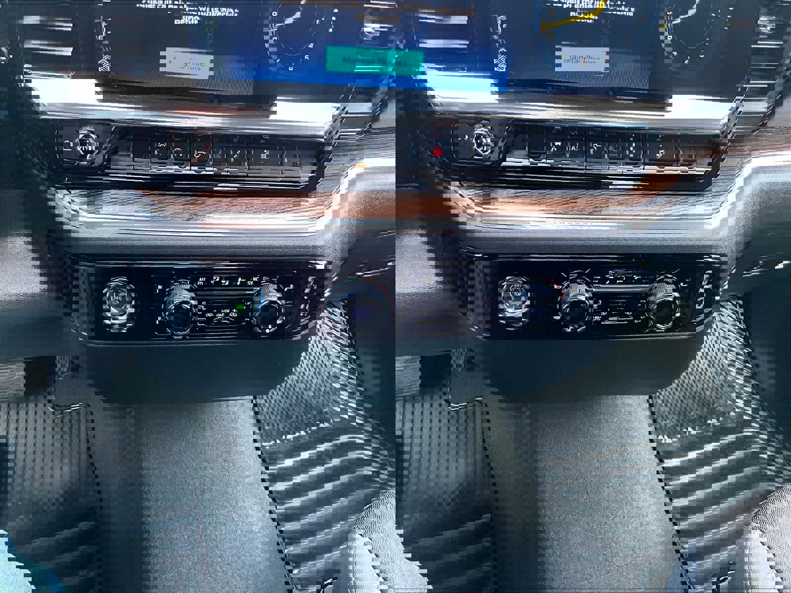 Used 2023 Chevrolet Silverado 1500 LT image 27